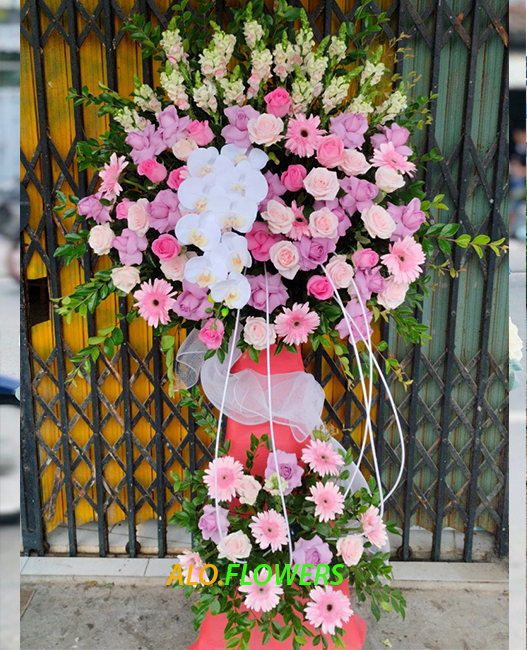 Hoa chia buồn vòng hoa tang lễ Hương Thủy